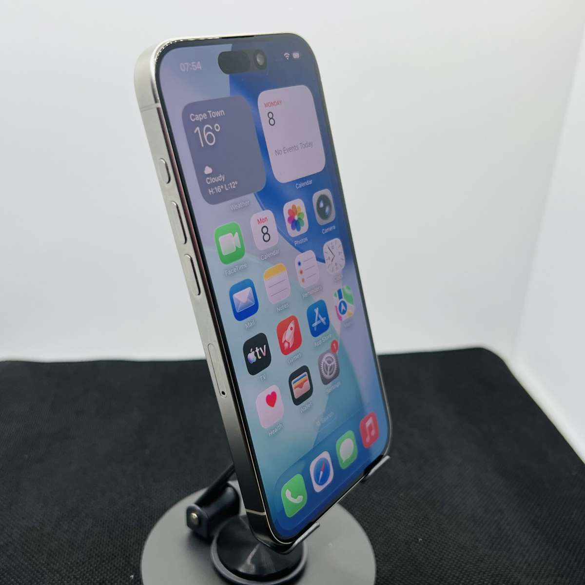 Apple iPhone 15 Pro 1TB White Titanium (Condition: Good)
