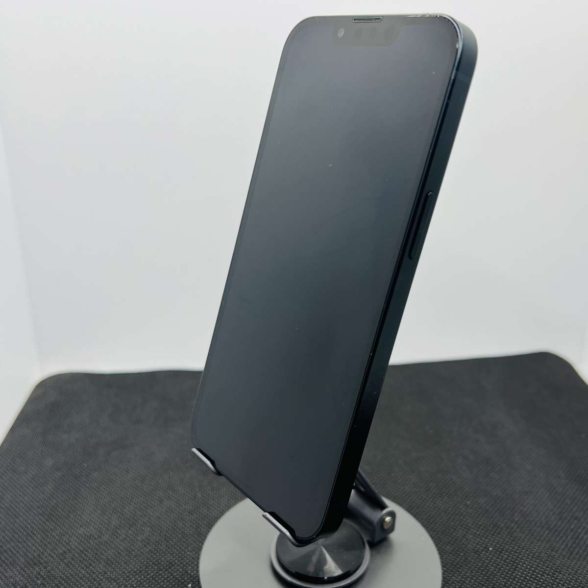 Apple iPhone 13 128GB Midnight (Condition: Good)