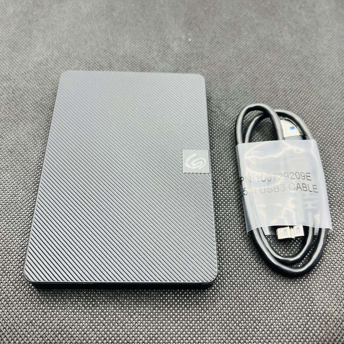 External Hard Drive 1TB HDD Black (Condition: Excellent)