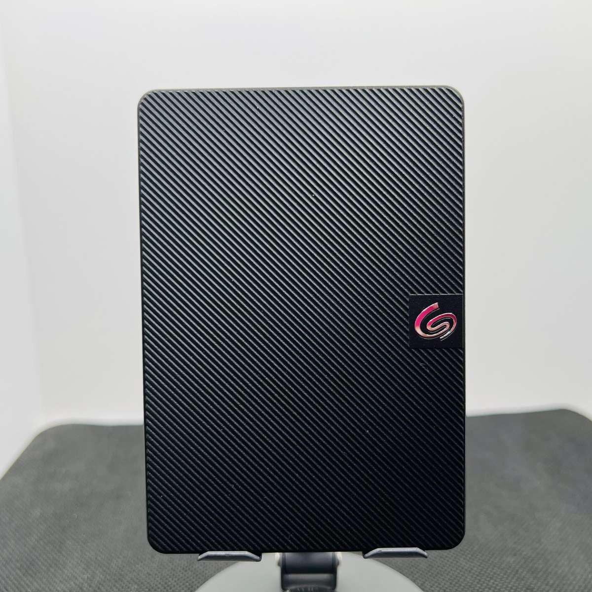 External Hard Drive 1TB HDD Black (Condition: Excellent)