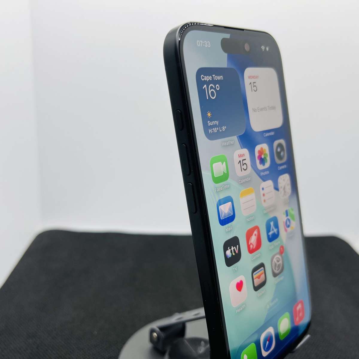Apple iPhone 16 128GB Black (Condition: Excellent)