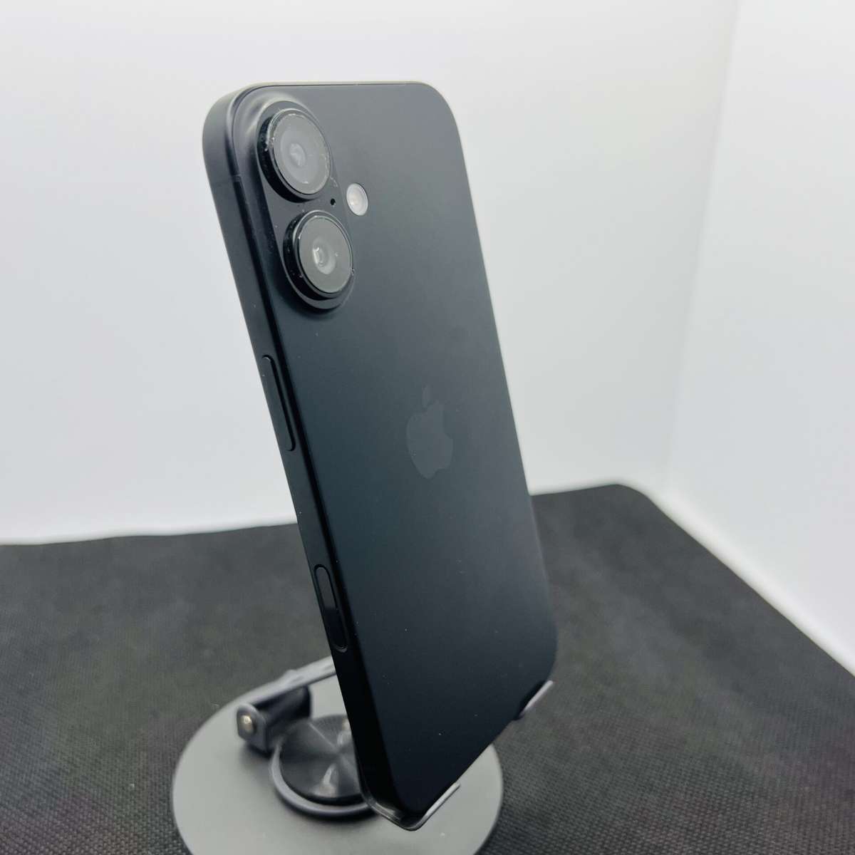 Apple iPhone 16 128GB Black (Condition: Excellent)