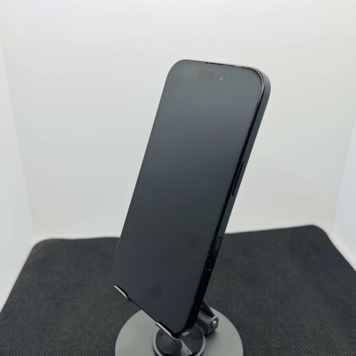 Apple iPhone 16 128GB Black (Condition: Good)