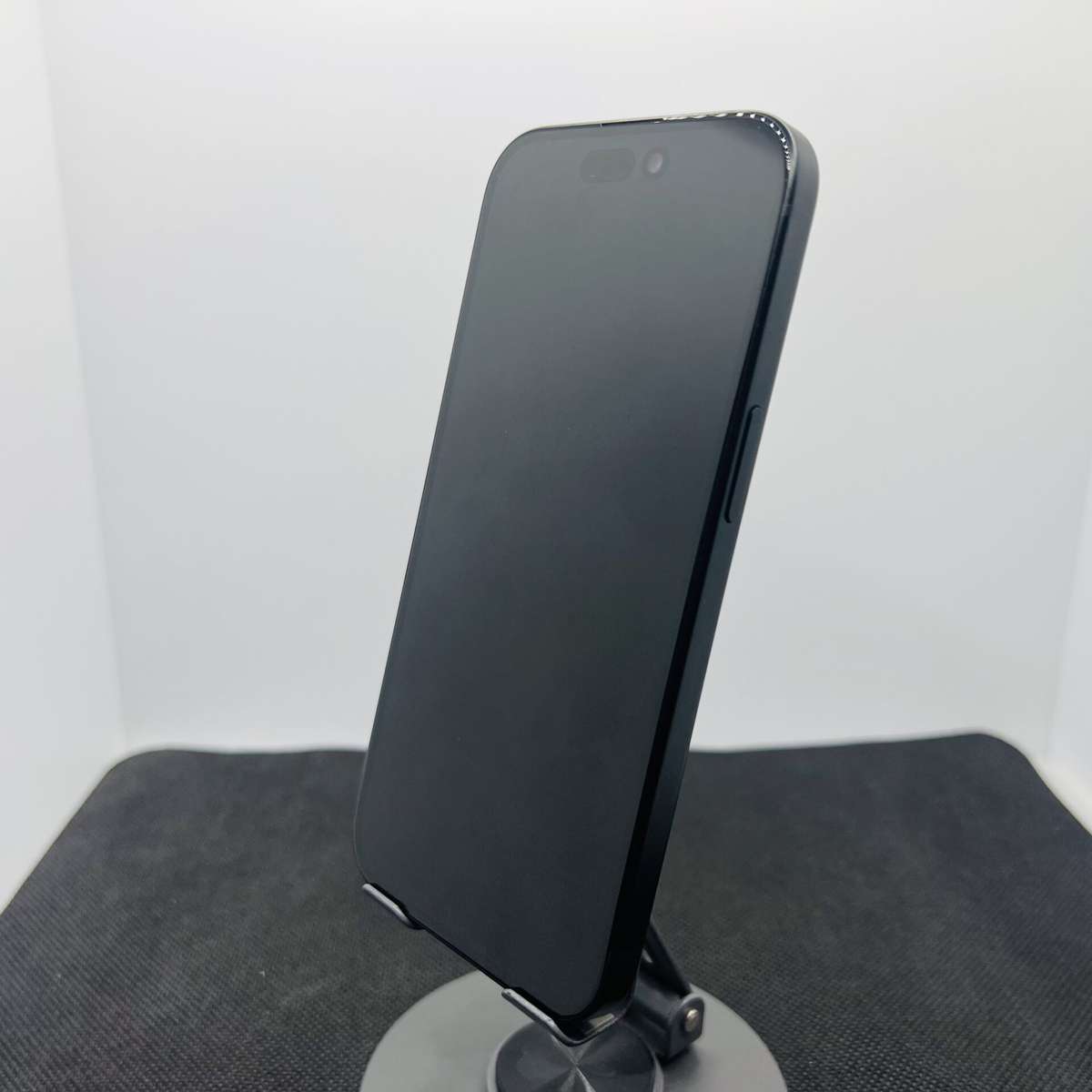 Apple iPhone 15 128GB Black (Condition: Good)