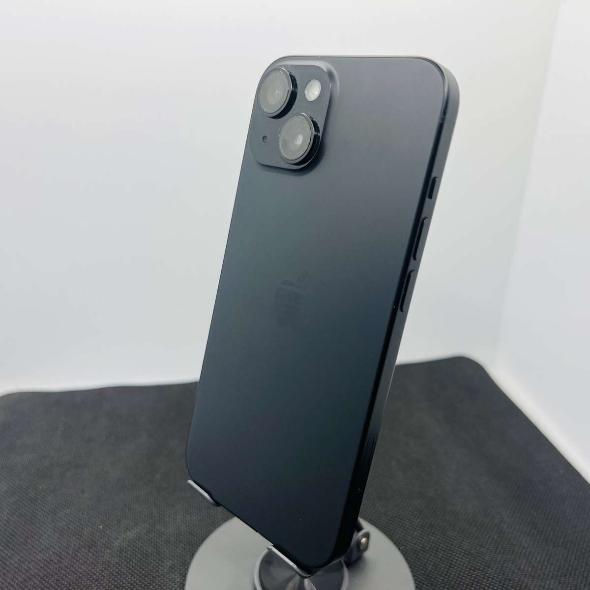 Apple iPhone 15 128GB Black (Condition: Good)