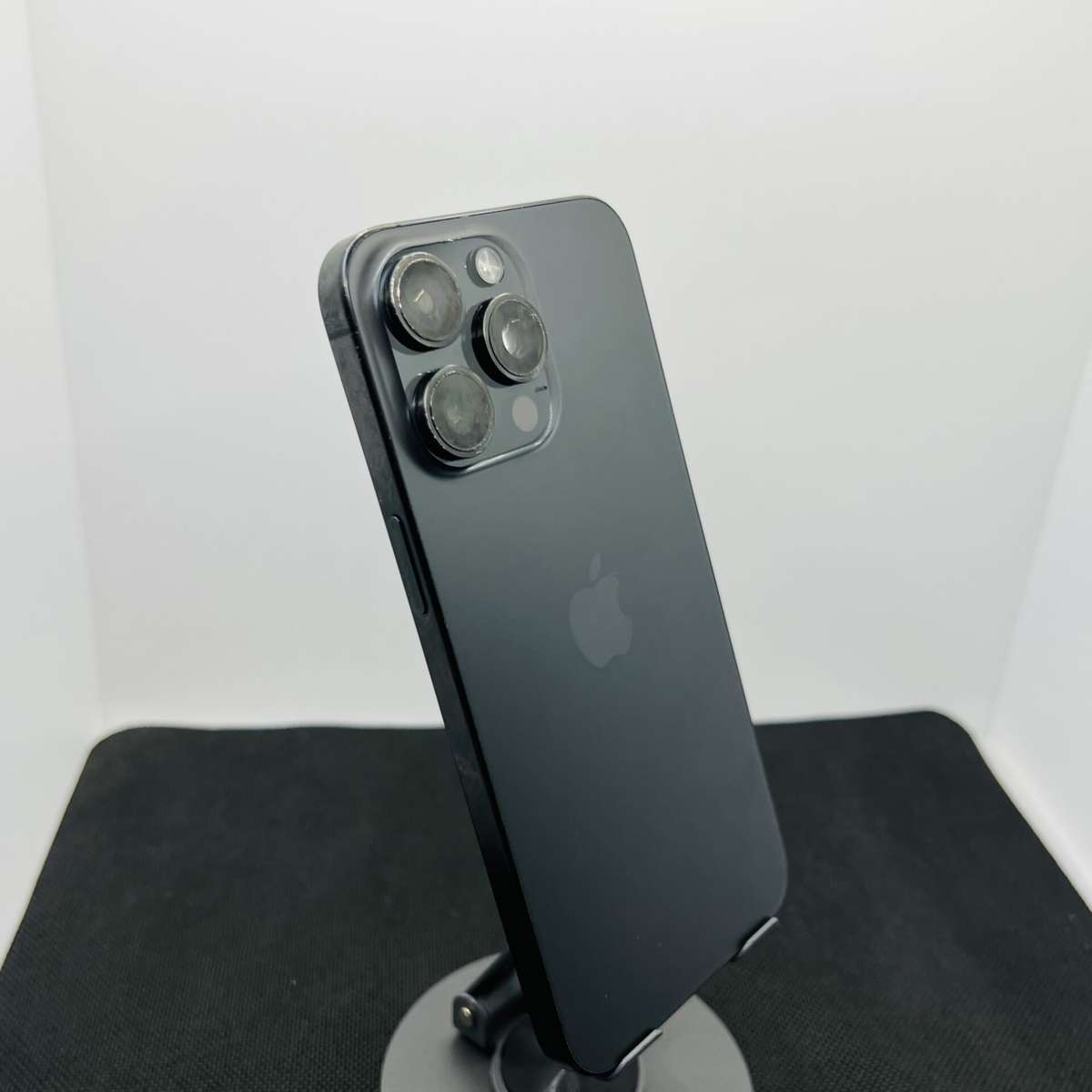 Apple iPhone 15 Pro Max 256GB Black Titanium (Condition: Good)