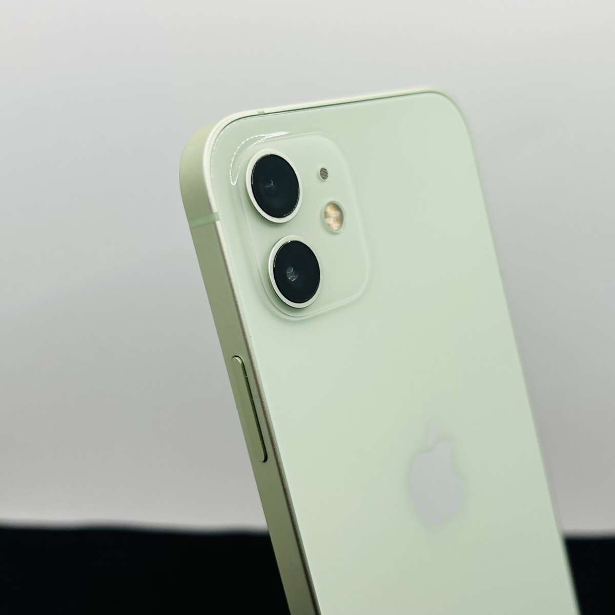 Apple iPhone 12 128GB Green (Condition: Good)