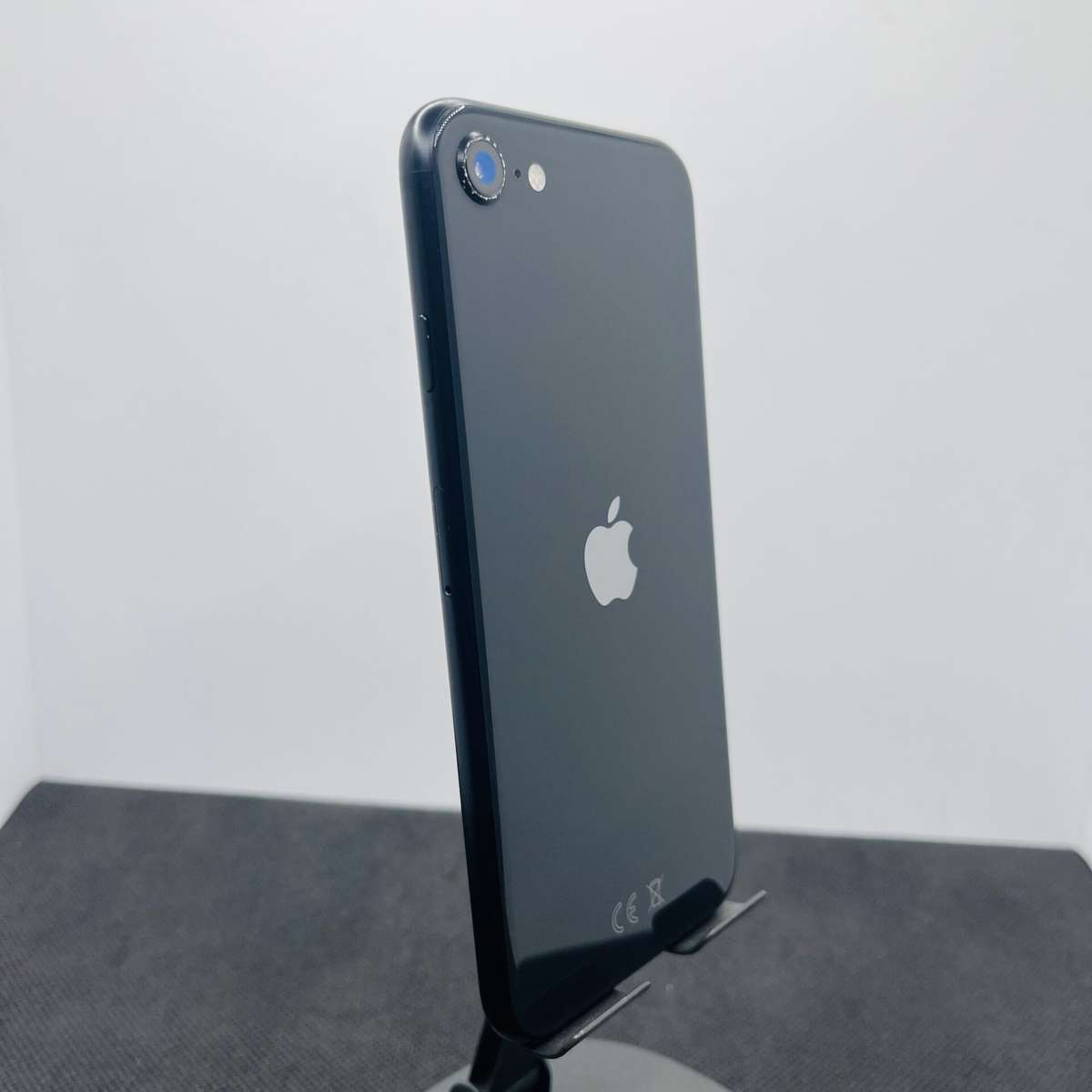 Apple iPhone SE (2020) 64GB Black (Condition: Good)