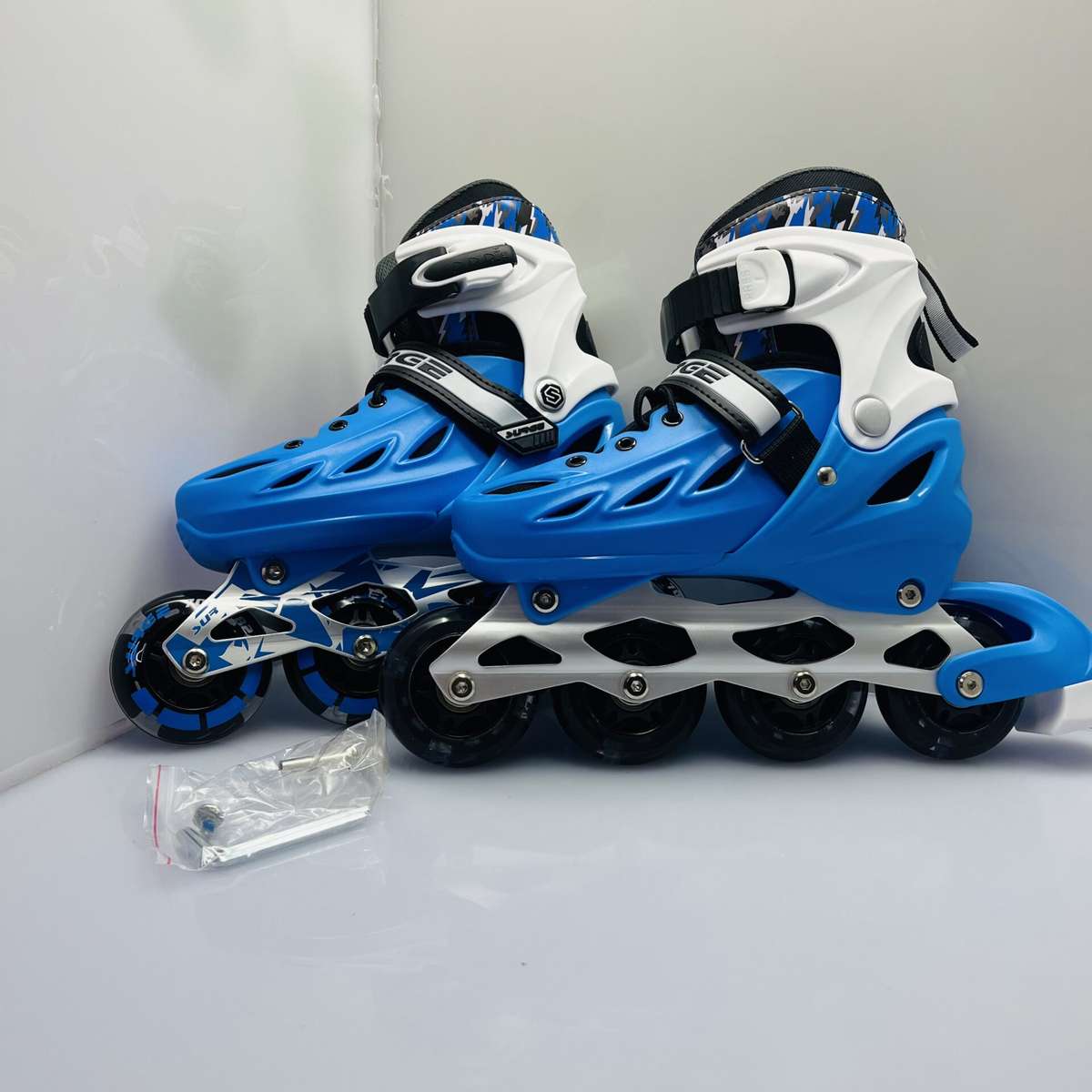 COMBO DEAL: 1x Surge Skate Tech Ignite Size 1-3 UK Rollerskates Blue + 1x Surge Skate Tech Switch...