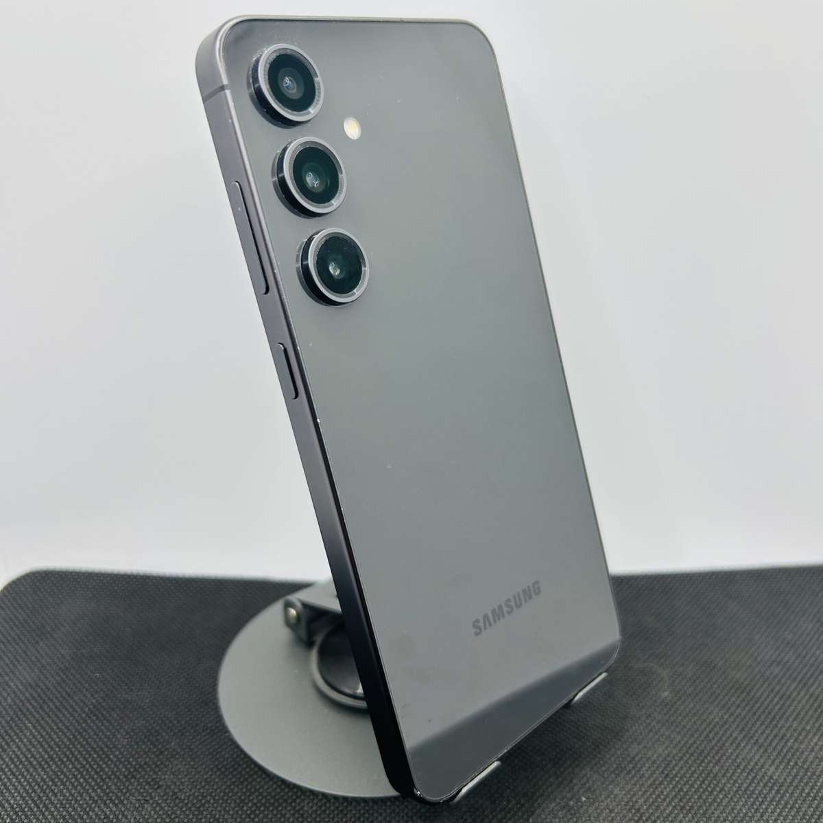 Samsung Galaxy S24 FE 128GB Graphite (Condition: Good)