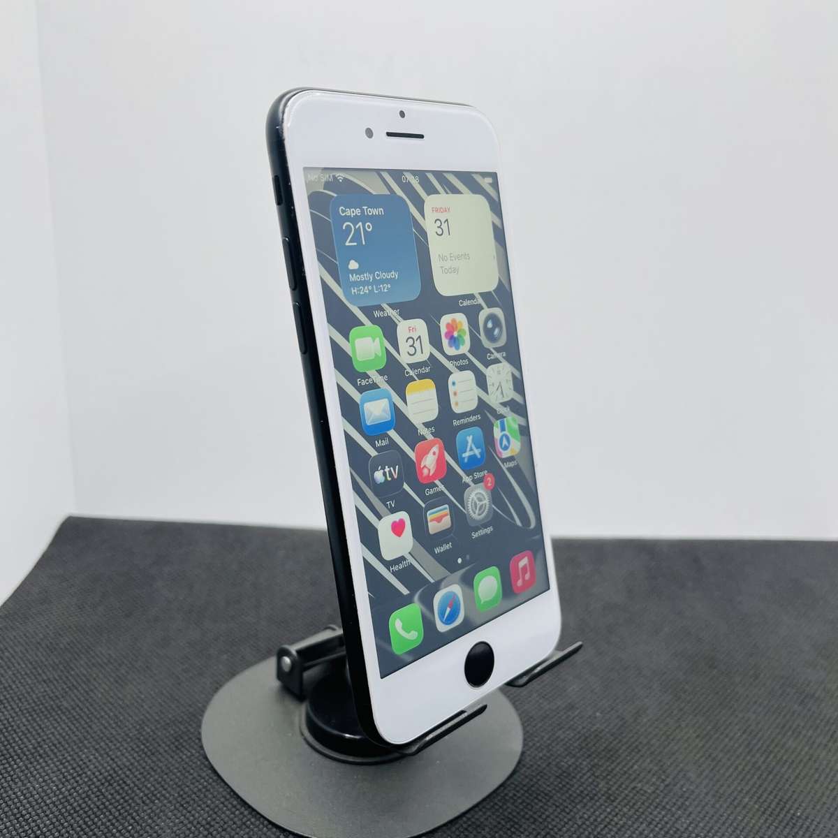 Apple iPhone SE (2020) 64GB White (Condition: Good)