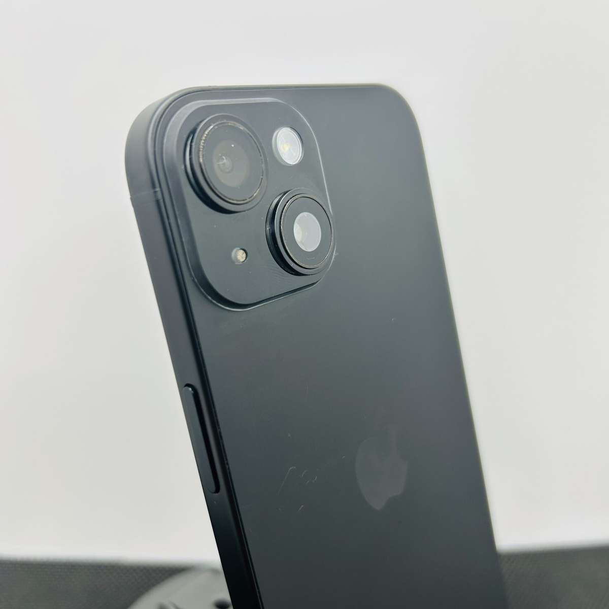 Apple iPhone 15 128GB Black (Condition: Good)
