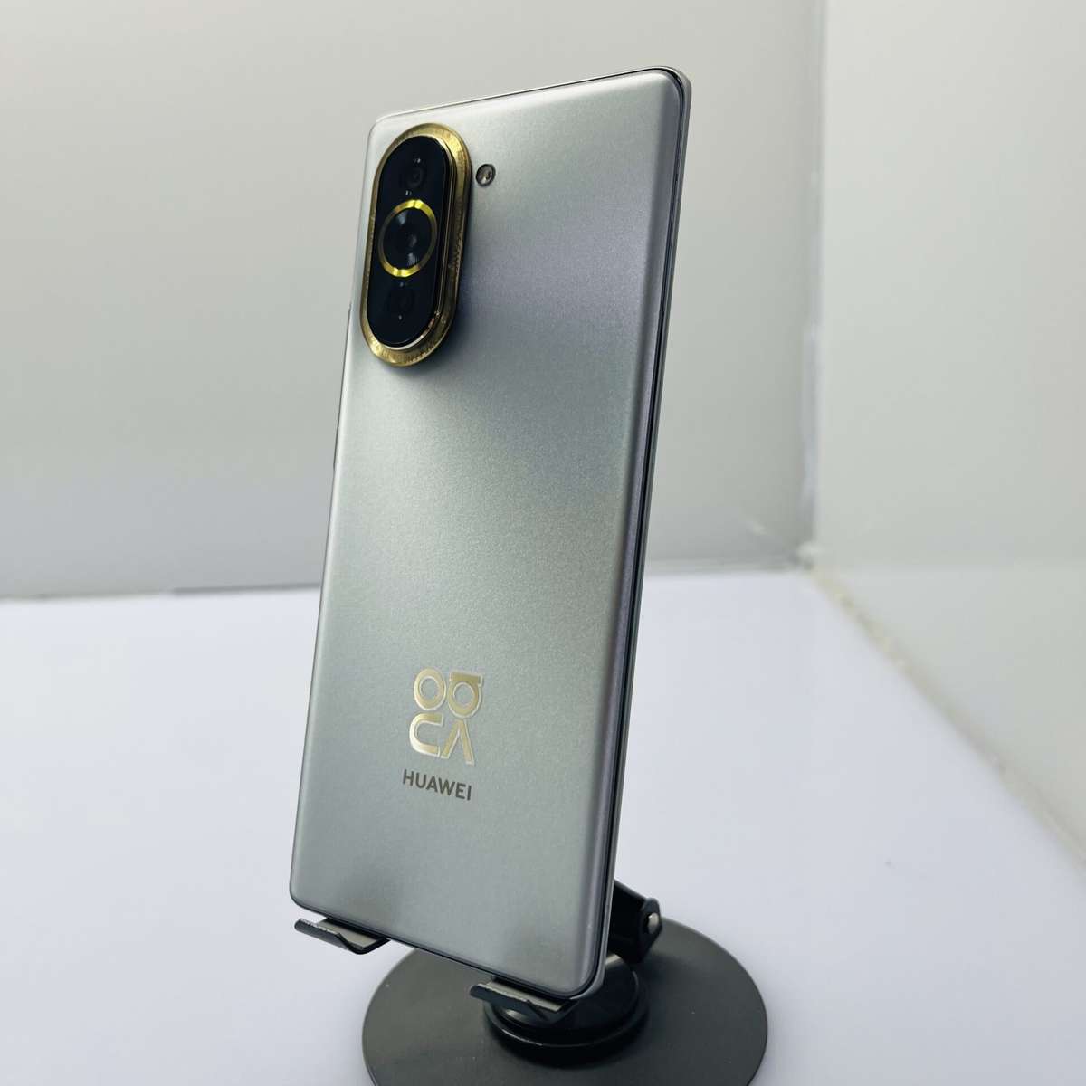 Huawei Nova 10 256GB Starry Silver (Condition: Excellent)