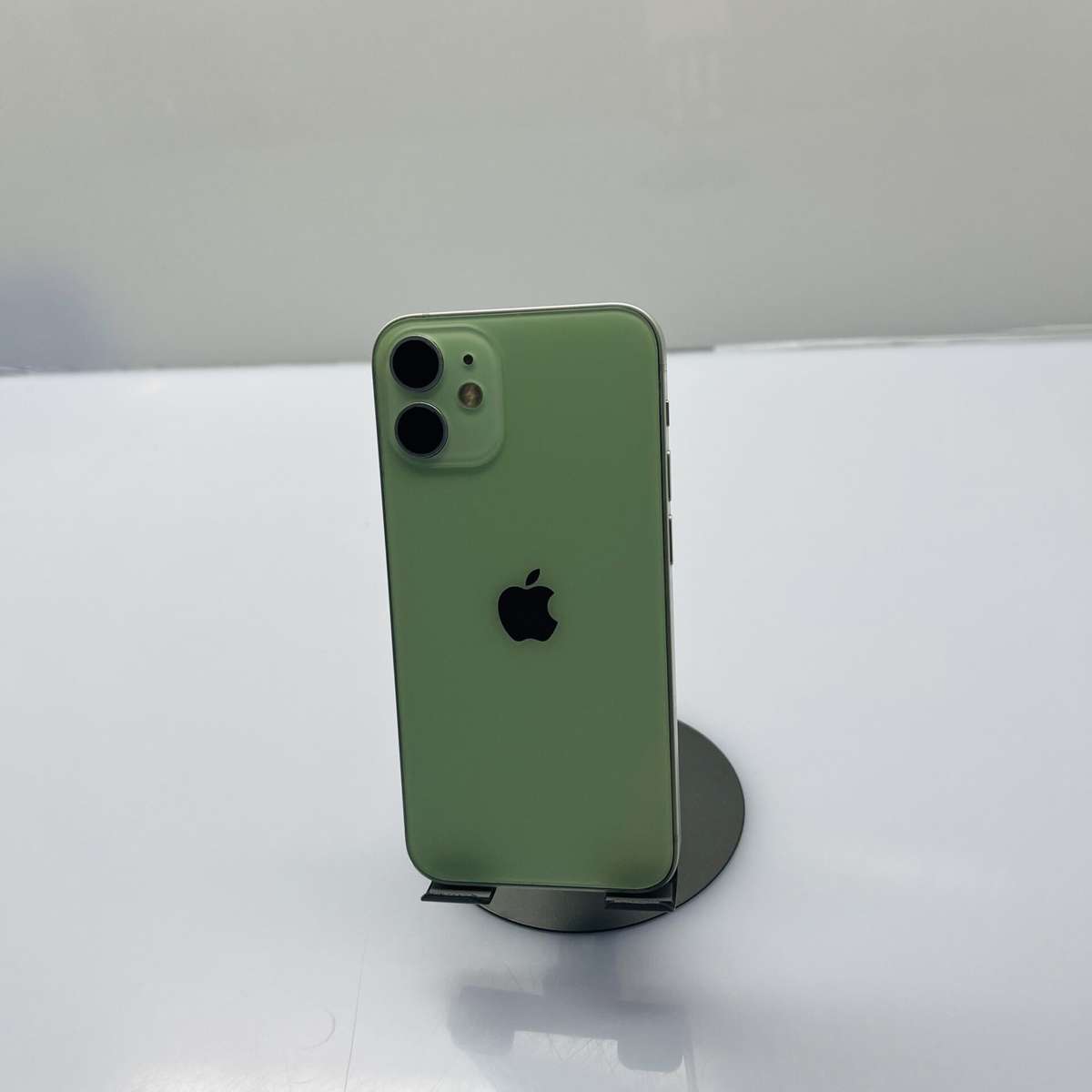 Apple iPhone 12 Mini 64GB Green (Condition: Good)