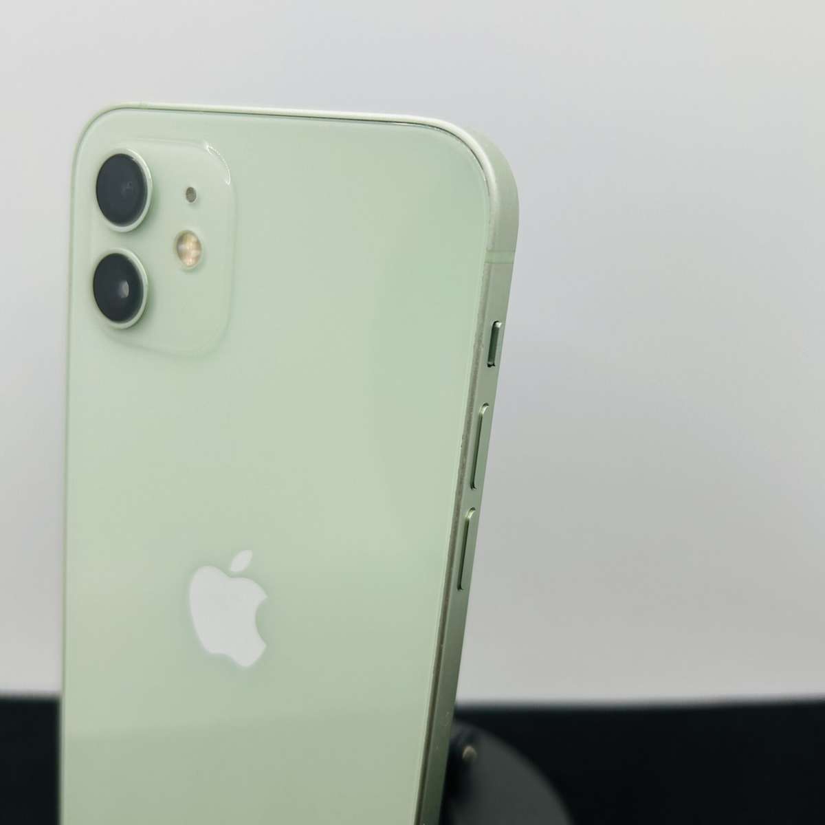 Apple iPhone 12 256GB Green (Condition: Good)