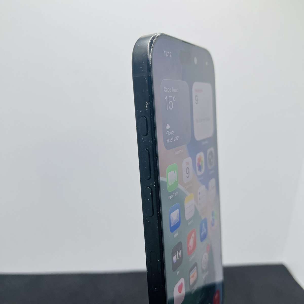 Apple iPhone 16 Pro 256GB Black Titanium (Condition: Good)