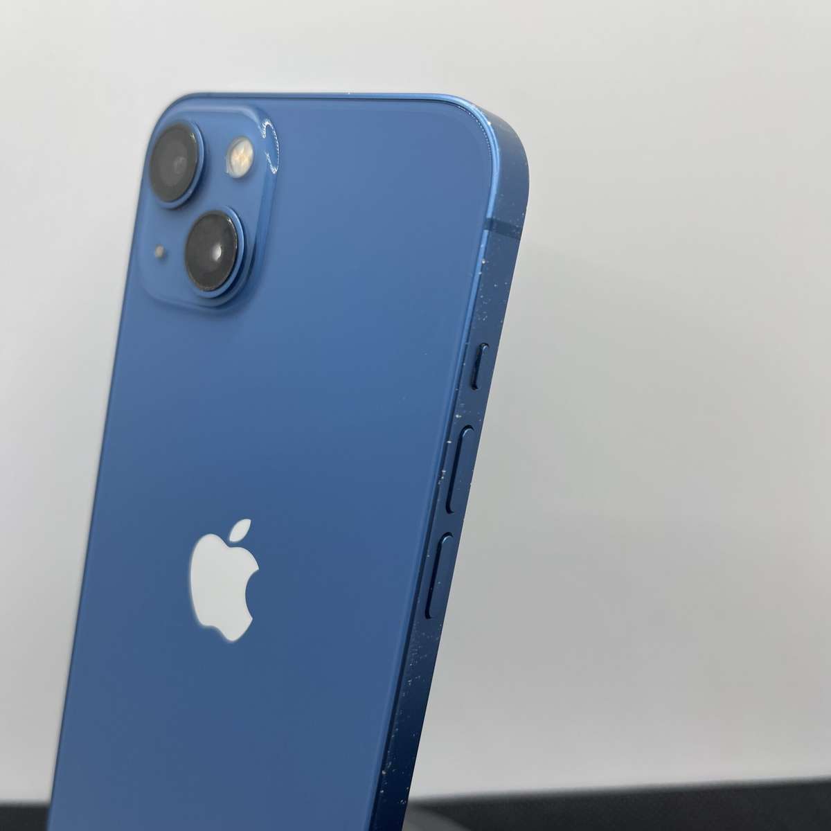 Apple iPhone 13 128GB Blue (Condition: Good)