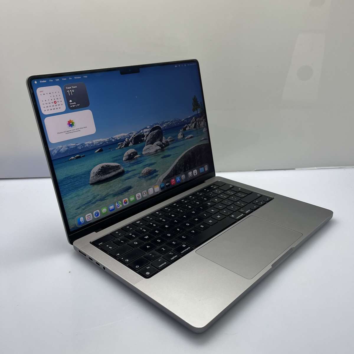 Apple MacBook Pro "M2 Pro" 14-Inch 10 CPU/16 GPU (2023) 16GB RAM 512GB SSD Space Gray (Condition:...