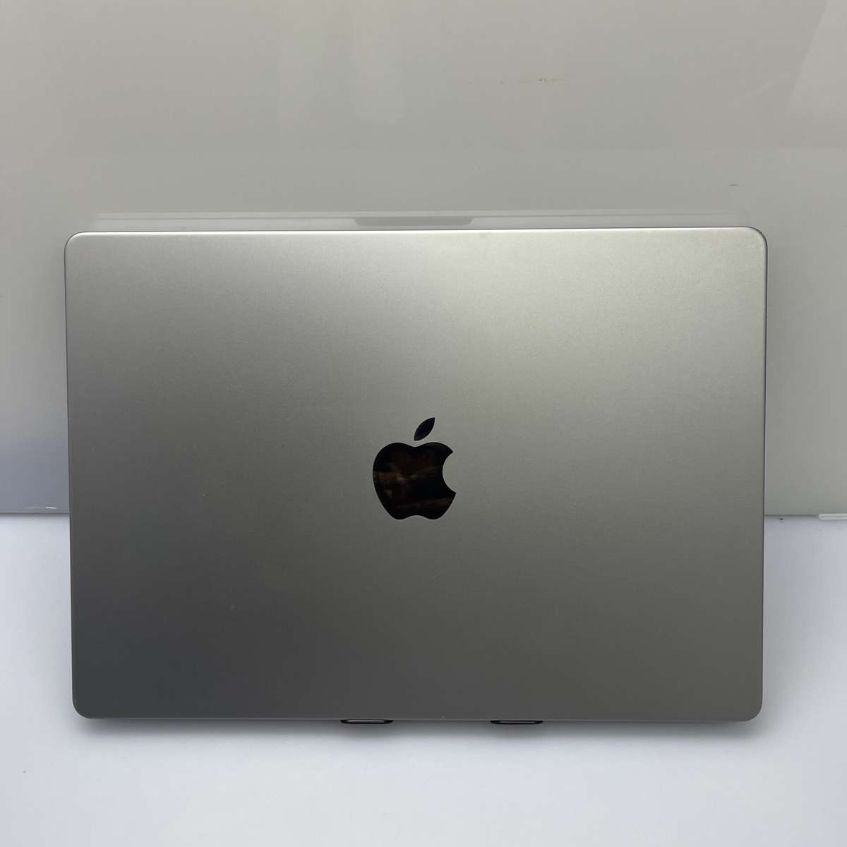 Apple MacBook Pro "M2 Pro" 14-Inch 10 CPU/16 GPU (2023) 16GB RAM 512GB SSD Space Gray (Condition:...