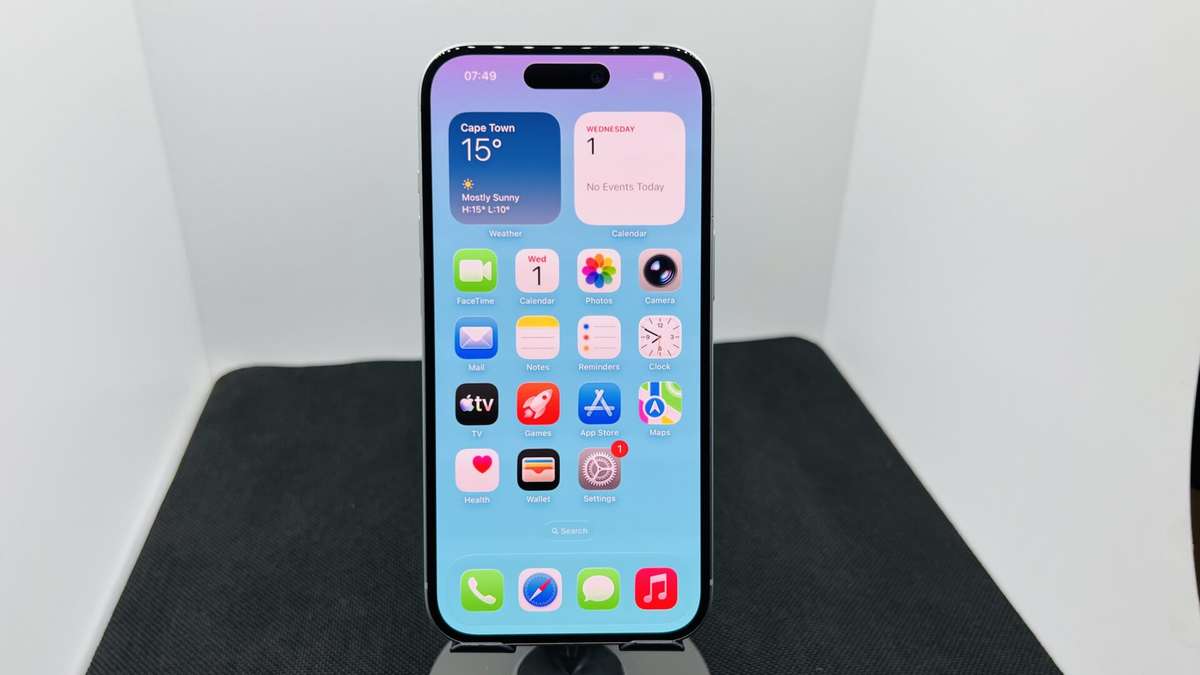 Apple iPhone 15 128GB Blue (Condition: Good)