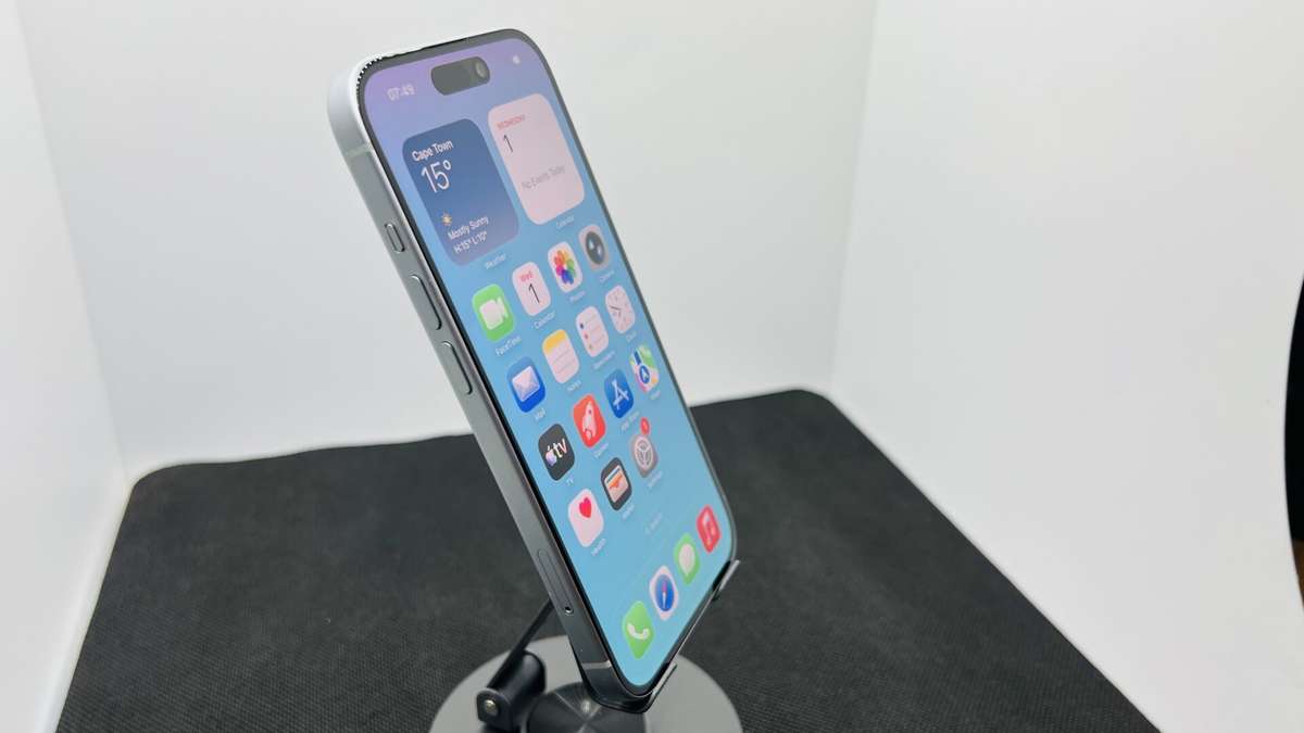 Apple iPhone 15 128GB Blue (Condition: Good)