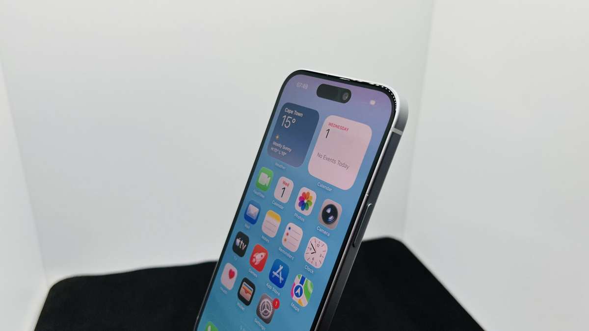 Apple iPhone 15 128GB Blue (Condition: Good)