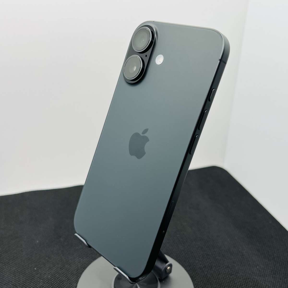 Apple iPhone 17 256GB Black (Condition: Pristine)