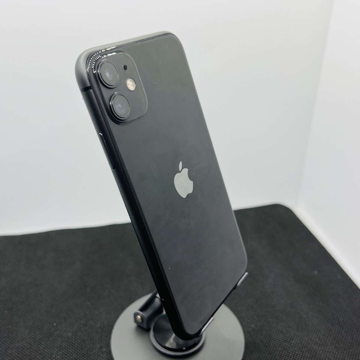 Apple iPhone 11 128GB Black (Condition: Good)