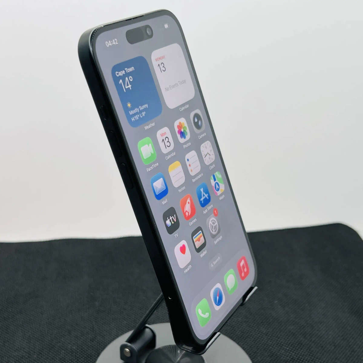 Apple iPhone 15 128GB Black (Condition: Good)