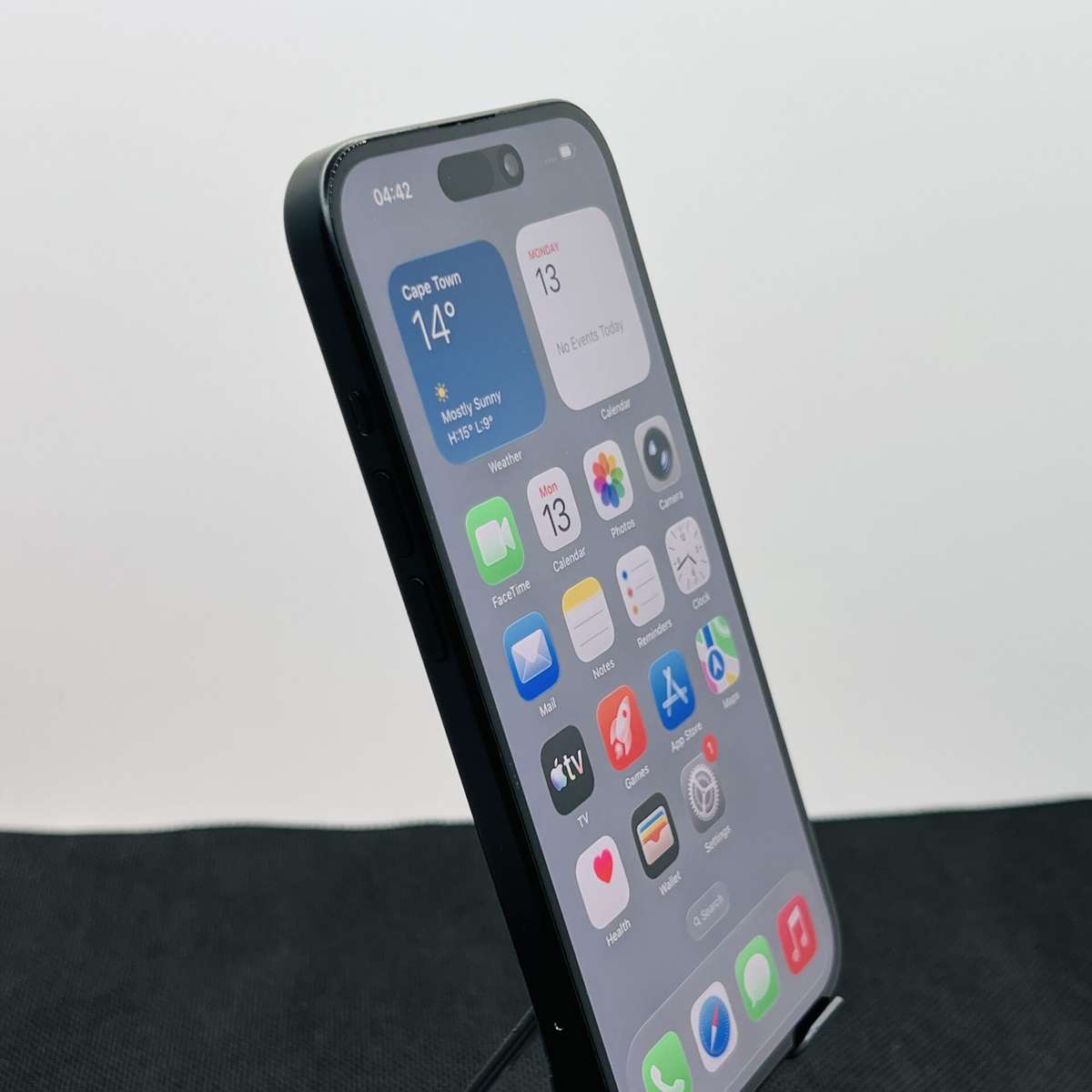 Apple iPhone 15 128GB Black (Condition: Good)