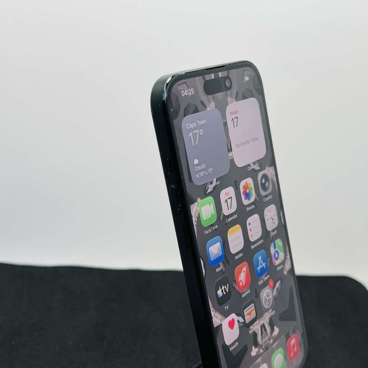 Apple iPhone 15 128GB Black (Condition: Good)