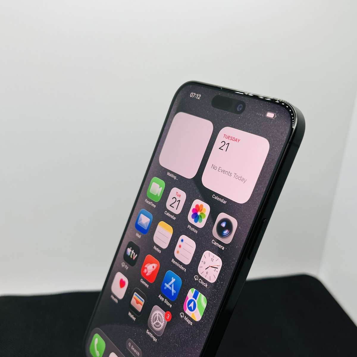Apple iPhone 15 Pro Max 256GB Black Titanium (Condition: Good)