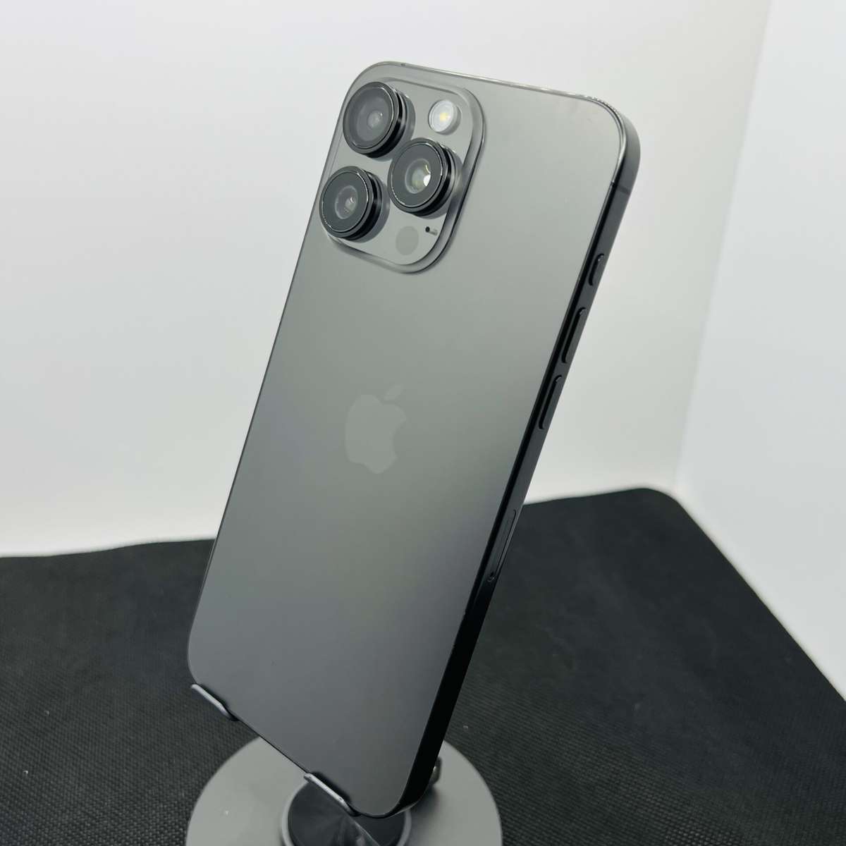 Apple iPhone 15 Pro Max 256GB Black Titanium (Condition: Good)
