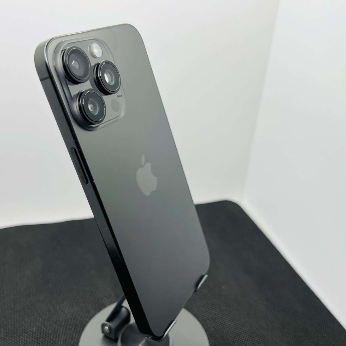 Apple iPhone 15 Pro Max 256GB Black Titanium (Condition: Good)