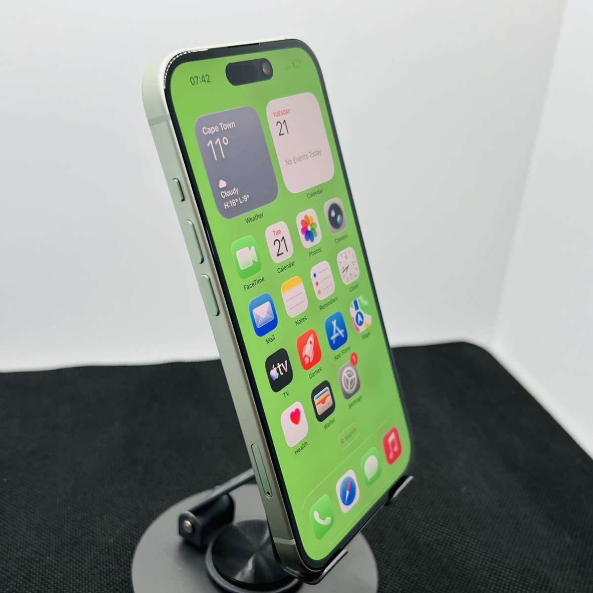 Apple iPhone 15 128GB Green (Condition: Good)