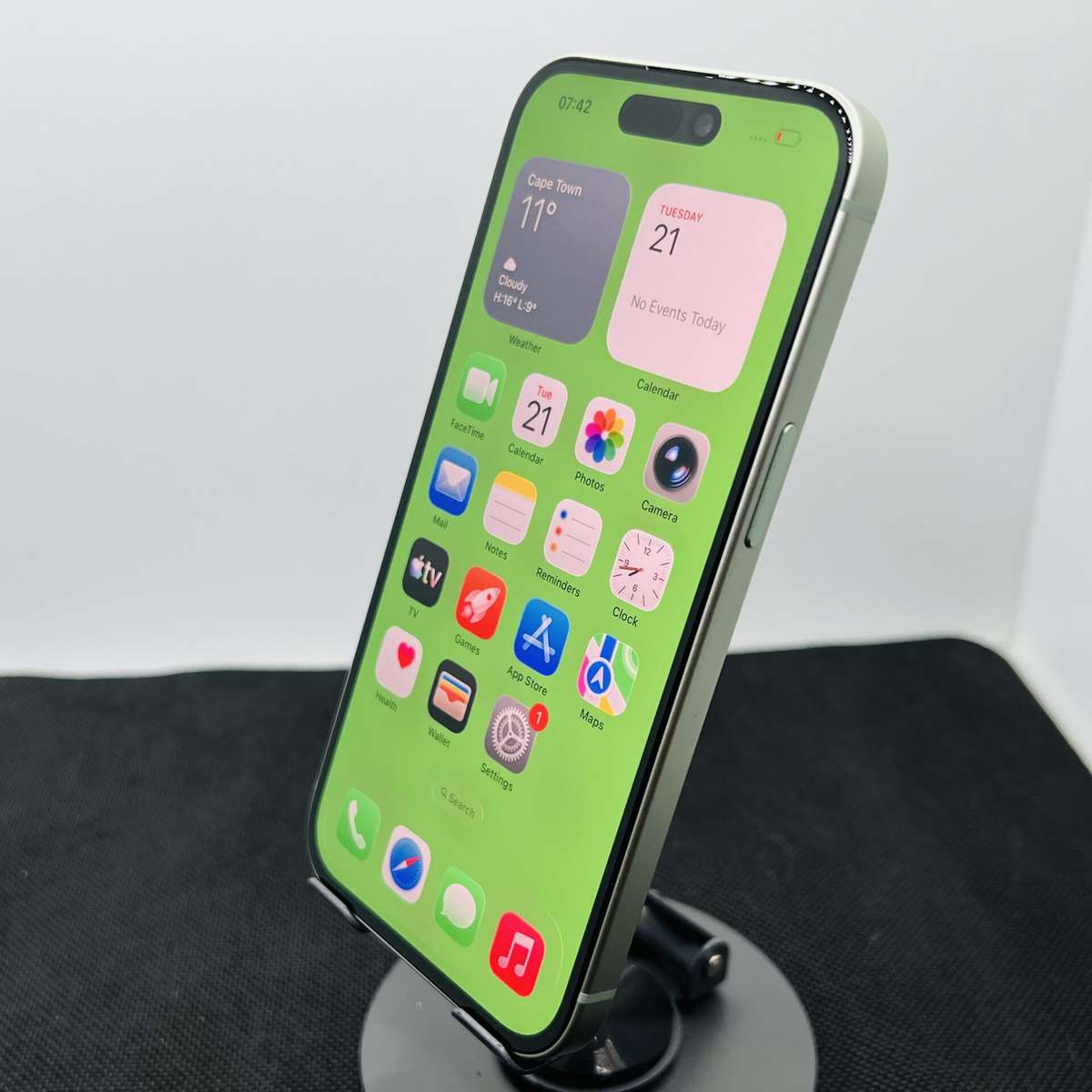 Apple iPhone 15 128GB Green (Condition: Good)