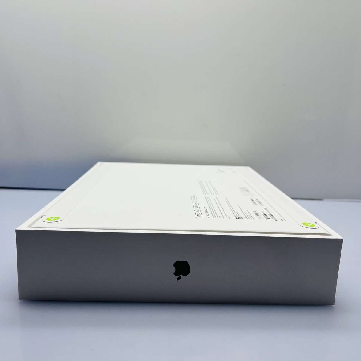 Apple MacBook Pro 14-inch "M5 Pro" 15 CPU/16 GPU 24GB RAM 1TB SSD Space Black (Condition: Brand New)
