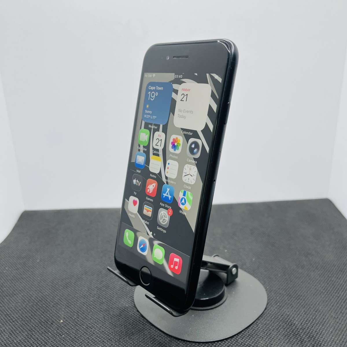 Apple iPhone SE (2020) 64GB Black (Condition: Good)