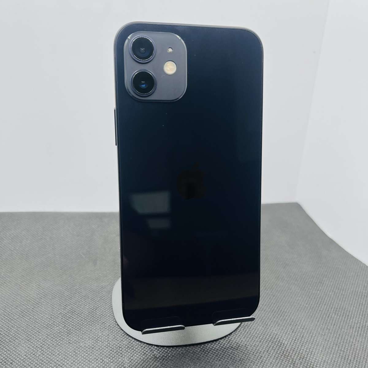 Apple iPhone 12 128GB Black (Condition: Good)