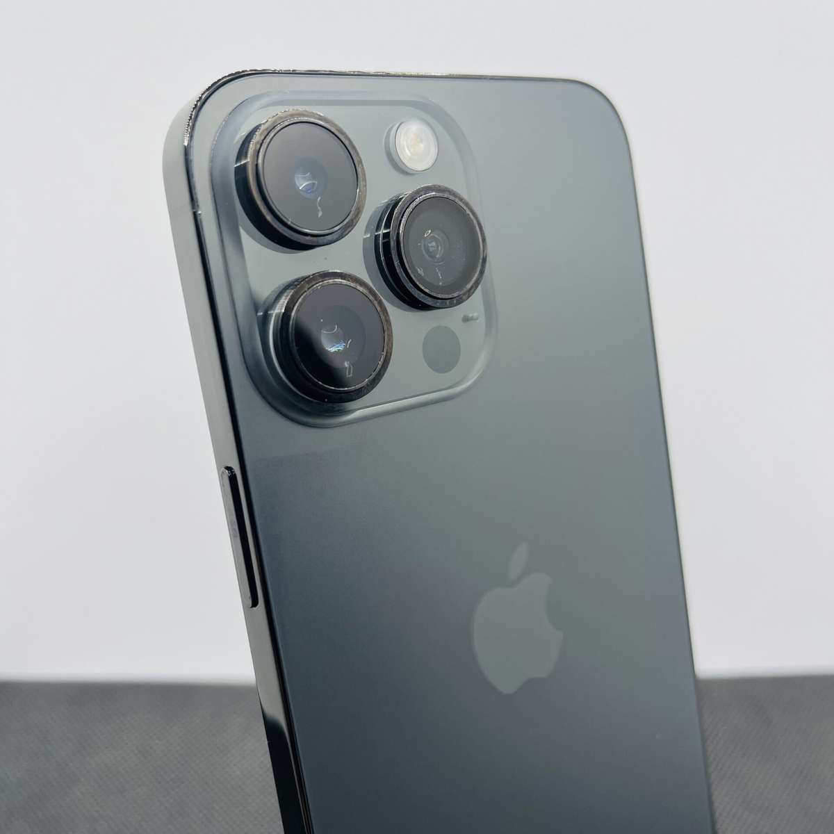Apple iPhone 14 Pro Max 256GB Space Black - No NFC (Condition: Good)