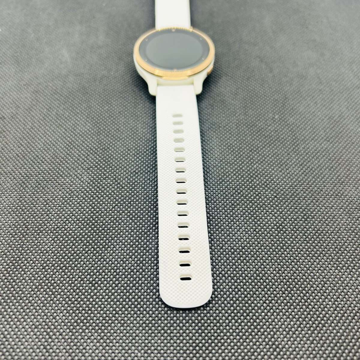 Garmin Venu 2S Gold (Condition: Good)