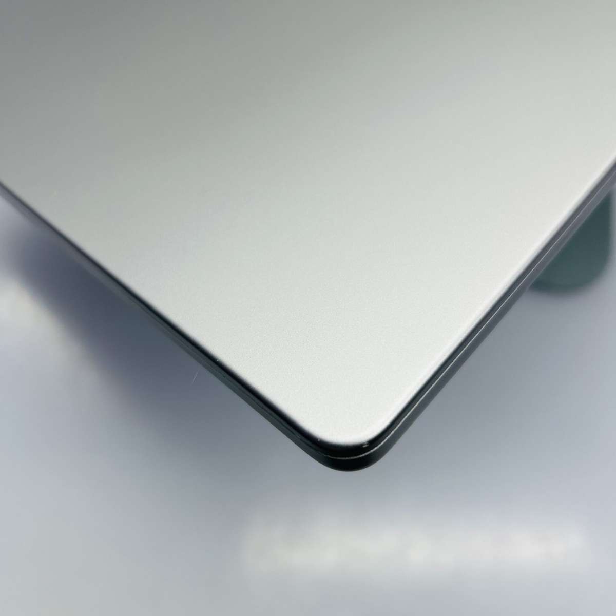 Apple MacBook Pro 14-inch "M3" 8 CPU/10 GPU (2023) 8GB RAM 512GB SSD Space Gray (Condition: Good)
