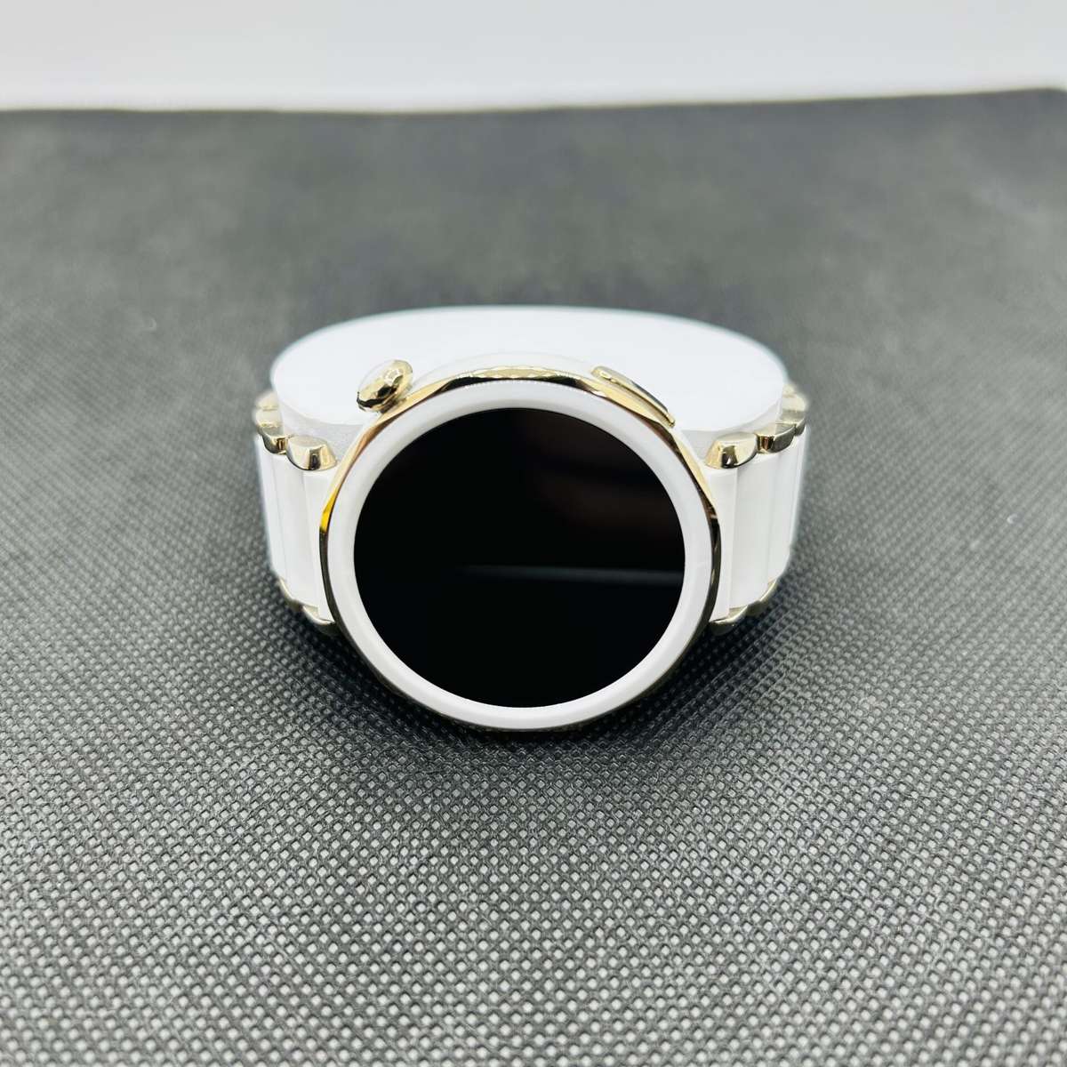Huawei Watch GT 5 Pro Ceramic 42mm White (Condition: Excellent)