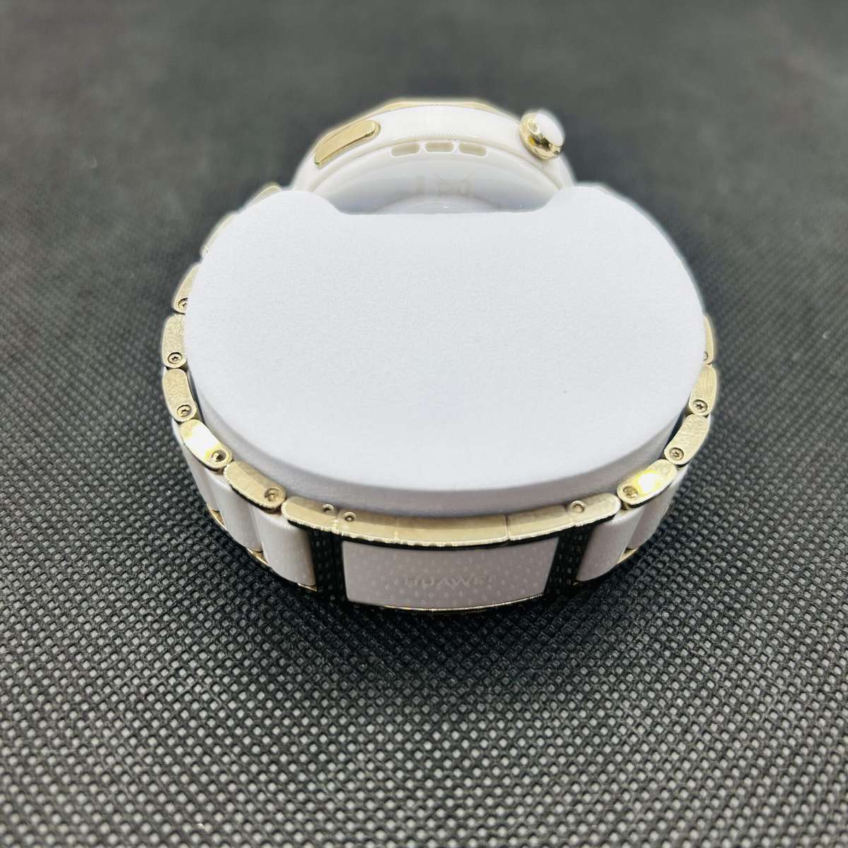 Huawei Watch GT 5 Pro Ceramic 42mm White (Condition: Excellent)