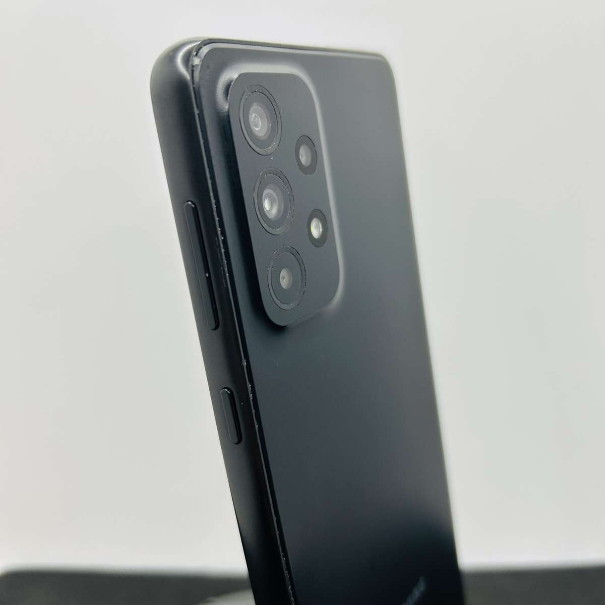 Samsung Galaxy A33 5G 128GB Awesome Black (Condition: Good)