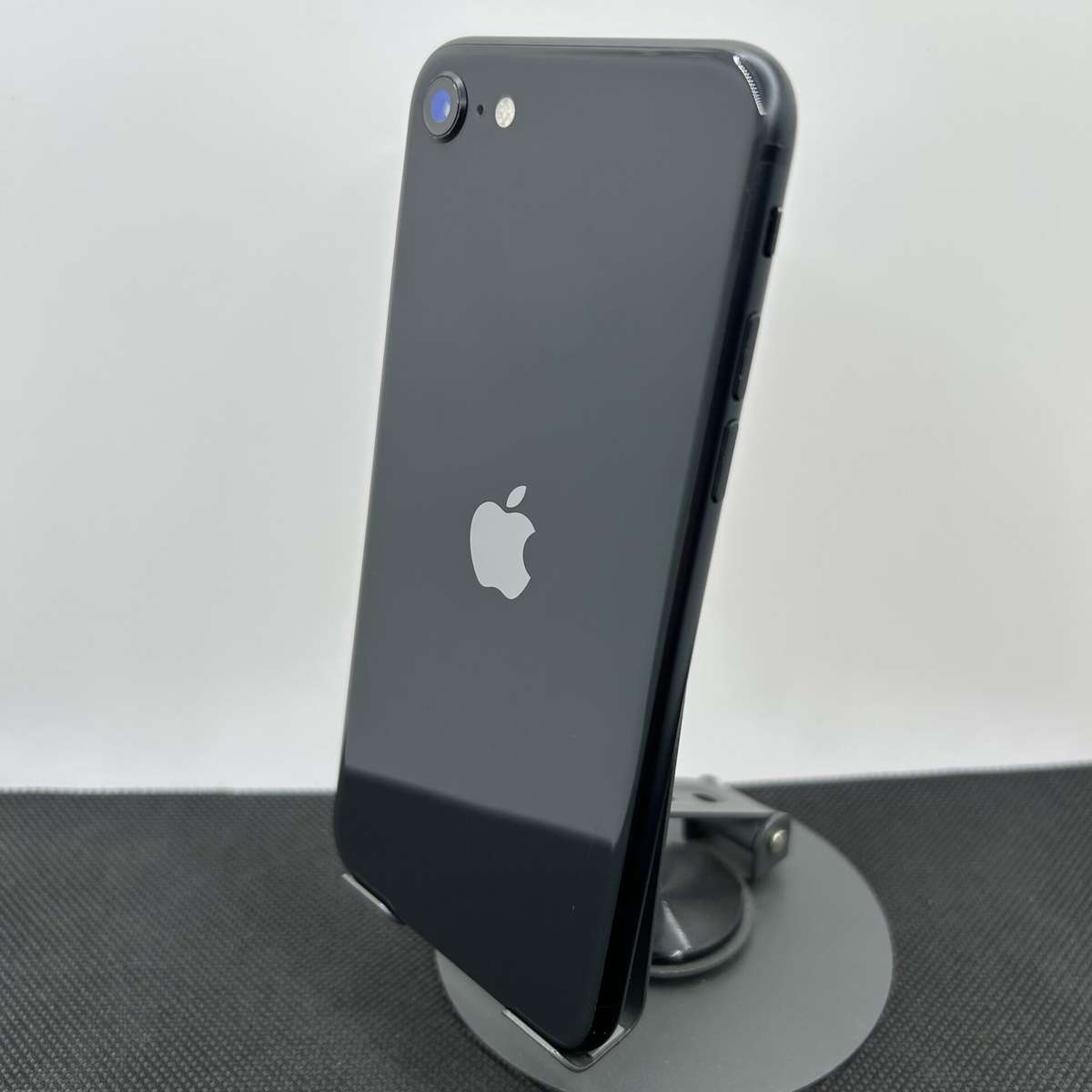 Apple iPhone SE (2020) 64GB Black (Condition: Good)