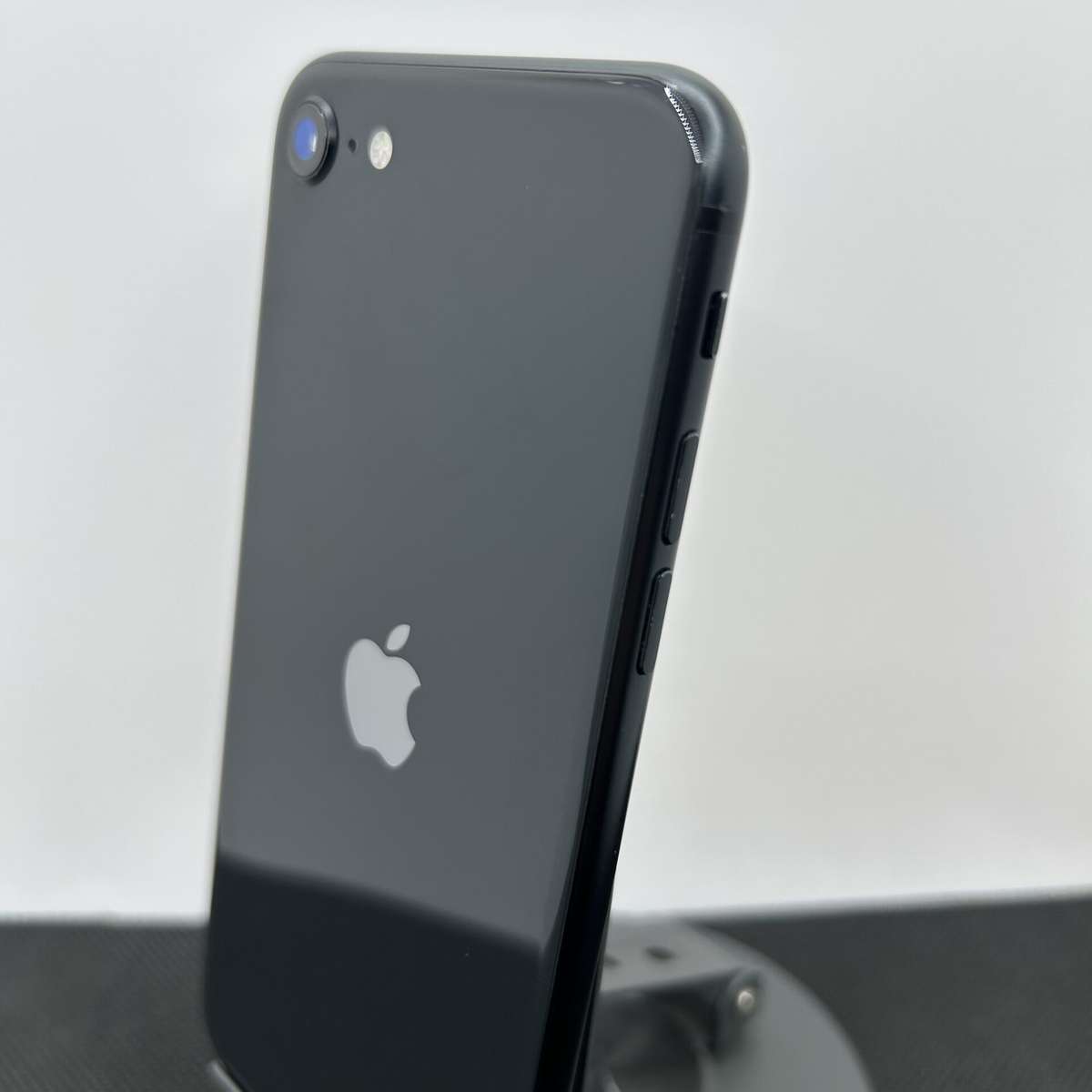 Apple iPhone SE (2020) 64GB Black (Condition: Good)