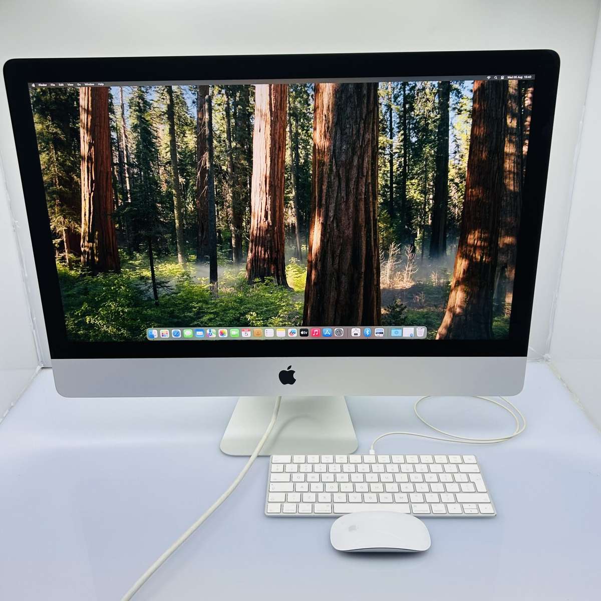 Apple iMac 27-Inch "Core i5" (5K, 2020) 3.3GHz 8GB RAM 512GB SSD Silver + Magic Keyboard + Magic ...