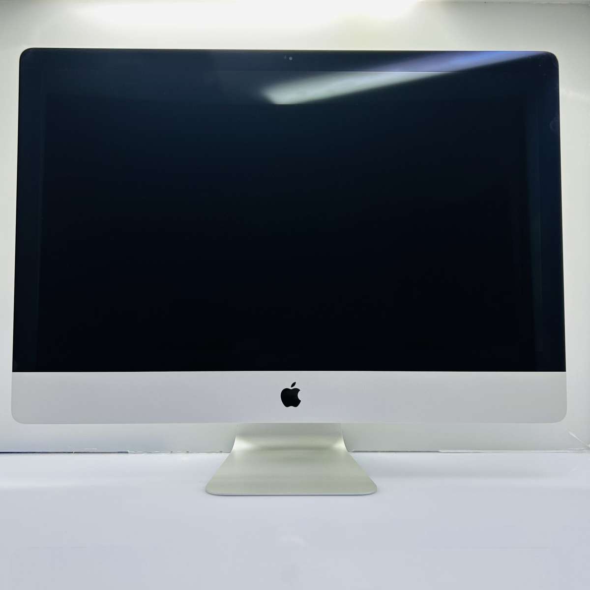 Apple iMac 27-Inch "Core i5" (5K, 2020) 3.3GHz 8GB RAM 512GB SSD Silver + Magic Keyboard + Magic ...