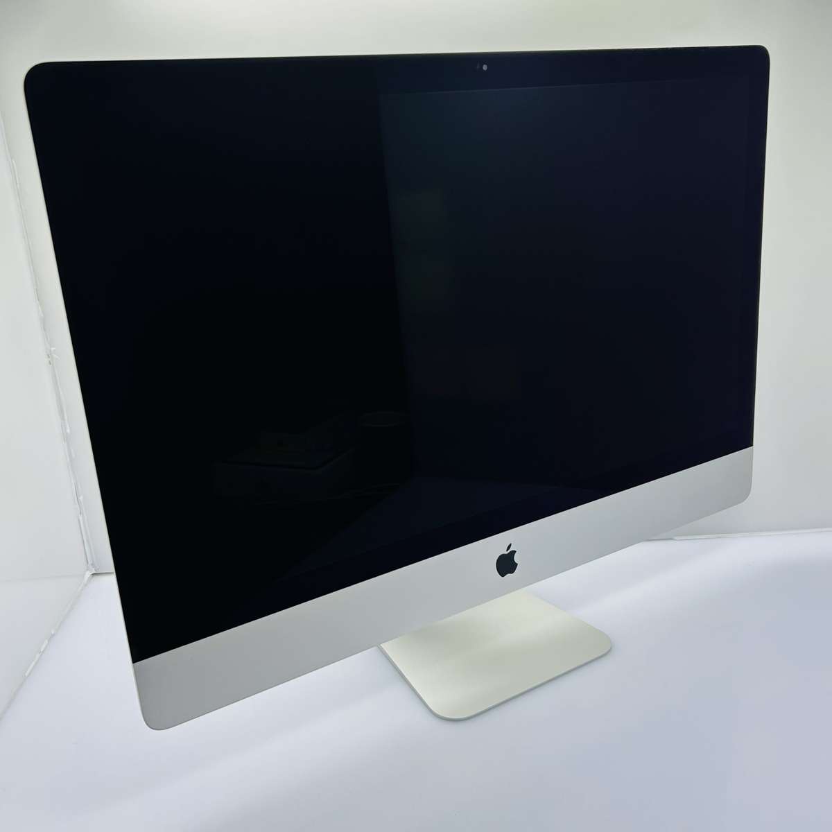 Apple iMac 27-Inch "Core i5" (5K, 2020) 3.3GHz 8GB RAM 512GB SSD Silver + Magic Keyboard + Magic ...